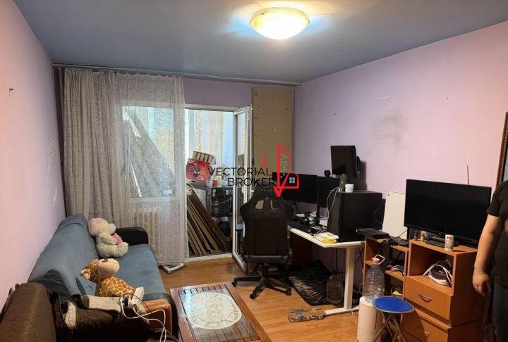 Vitan, Auchan, Piata Bobocica, apartament 2 camere.